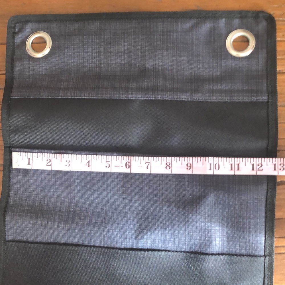 Thirty-One Hang-Up Family Organizer in Black Criss Pop - Picture 14 of 17